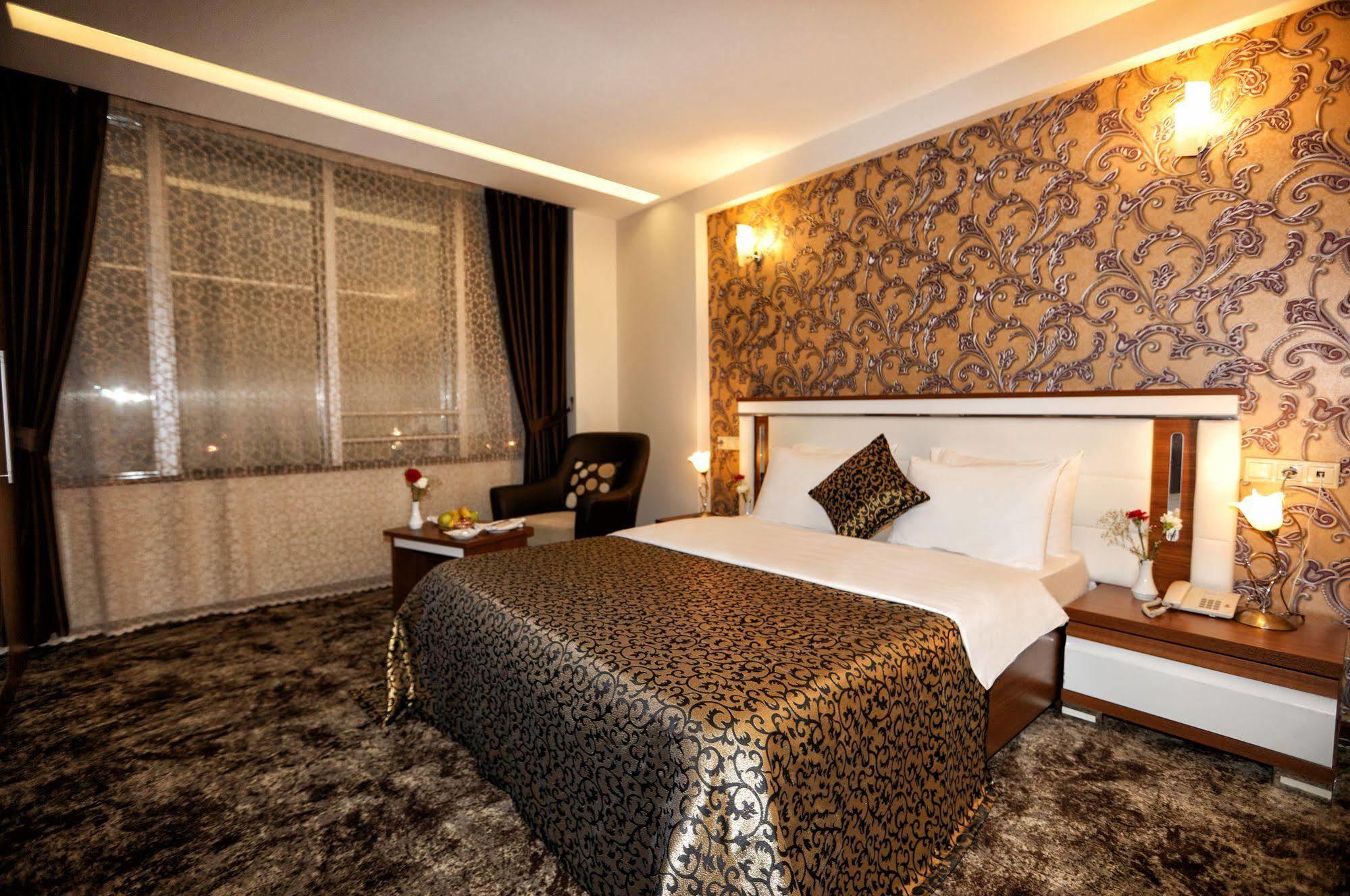 Ts Gold Otel Trabzon Exteriör bild