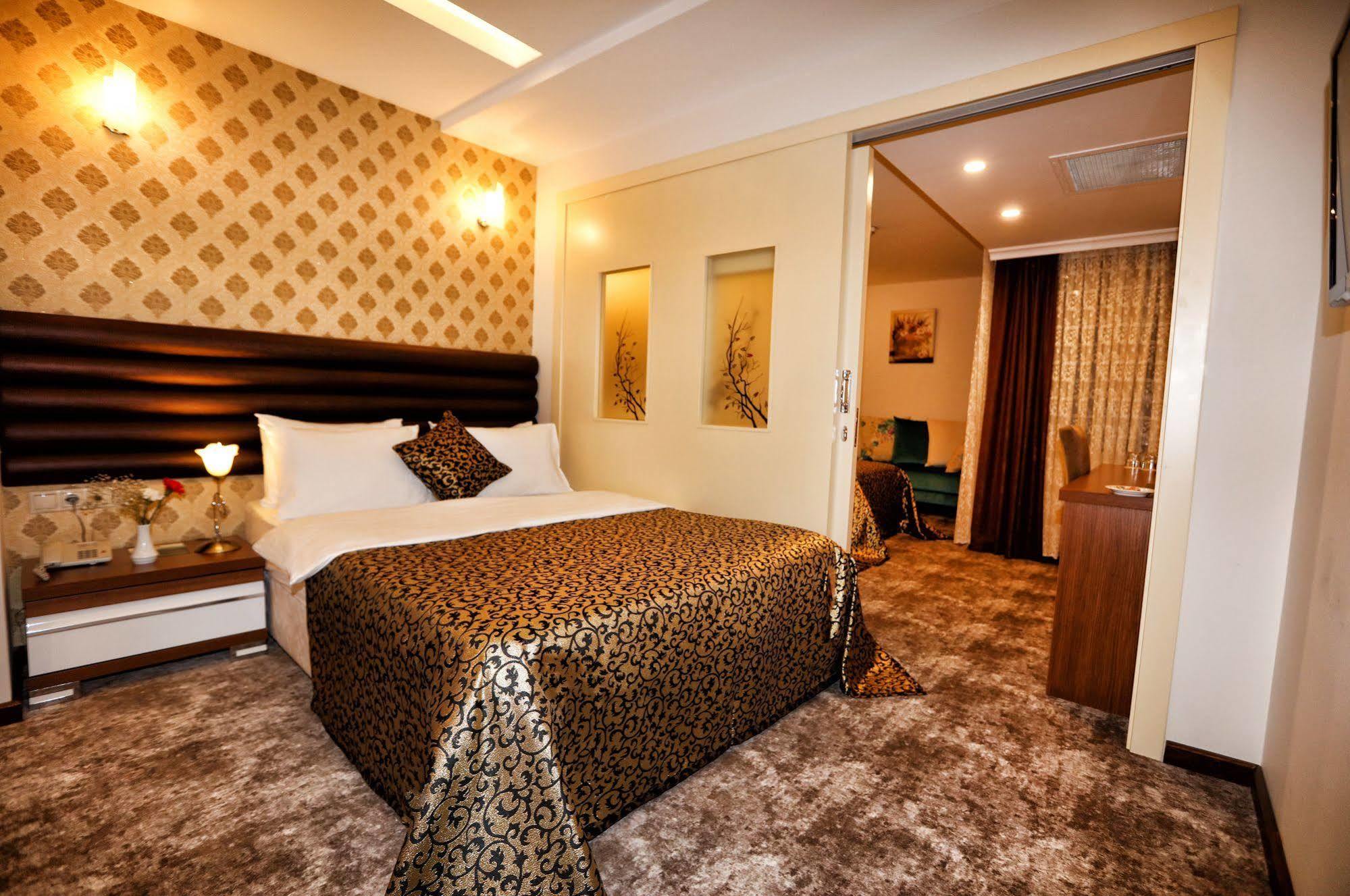 Ts Gold Otel Trabzon Exteriör bild