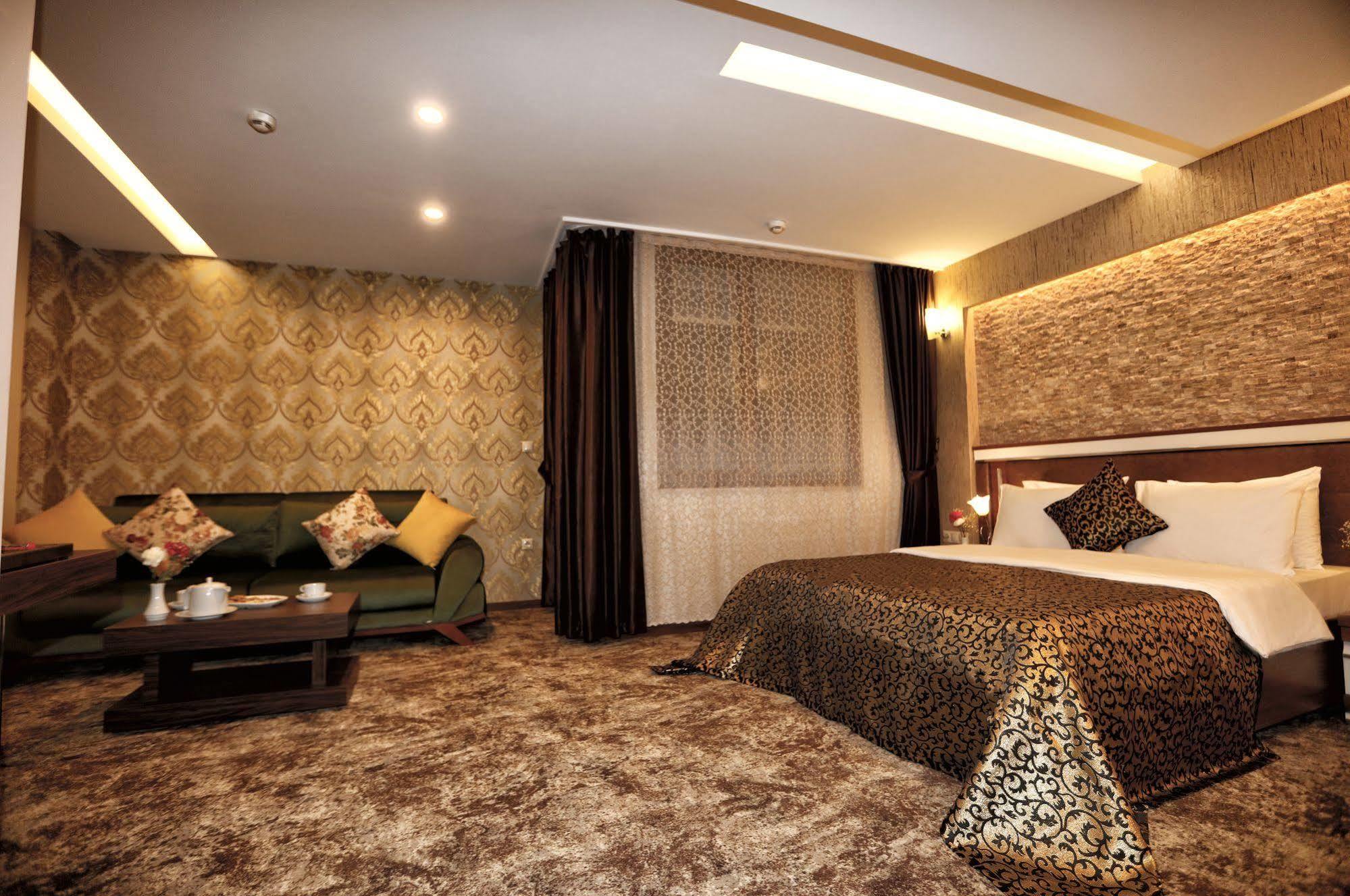 Ts Gold Otel Trabzon Exteriör bild
